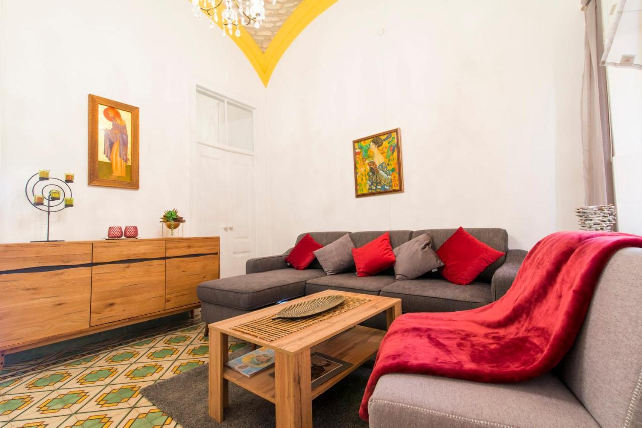 Charming Town House Just 500M From The Marina And Its Well Known Typical Market Olhão Exterior photo
