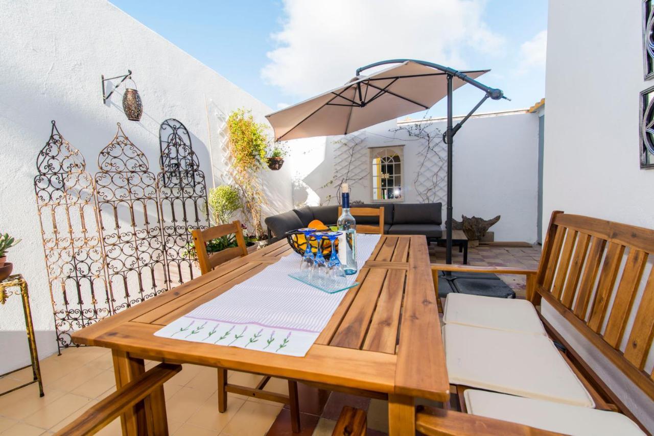 Charming Town House Just 500M From The Marina And Its Well Known Typical Market Olhão Exterior photo